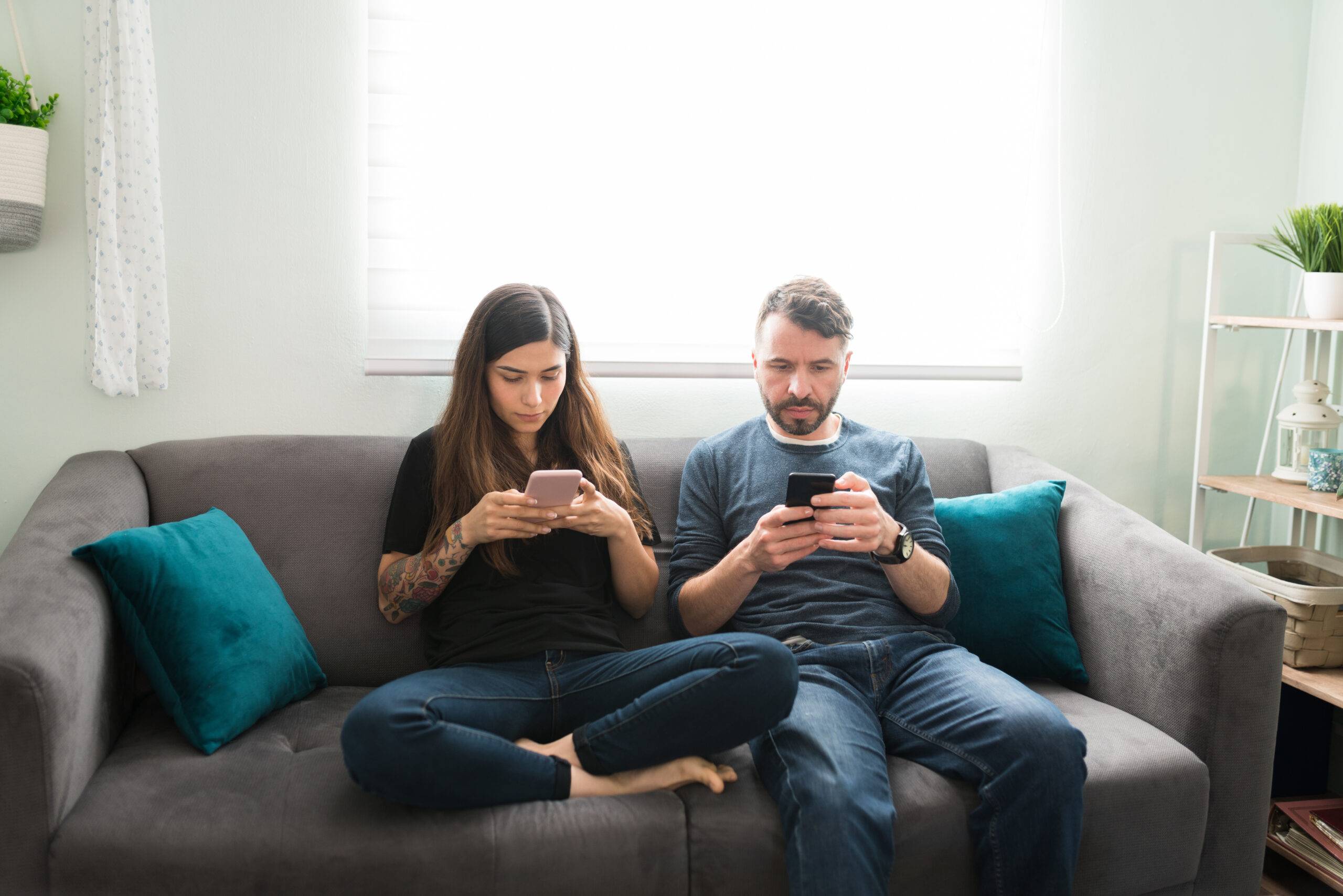 Parallel Experience Parallel Intimacy, Parallel Play, or Parallel Avoidance? • Experience ...